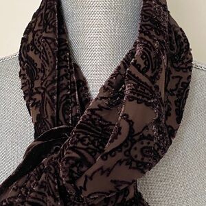 Elegant Paisley Burnout Velvet Scarf Rich Brown